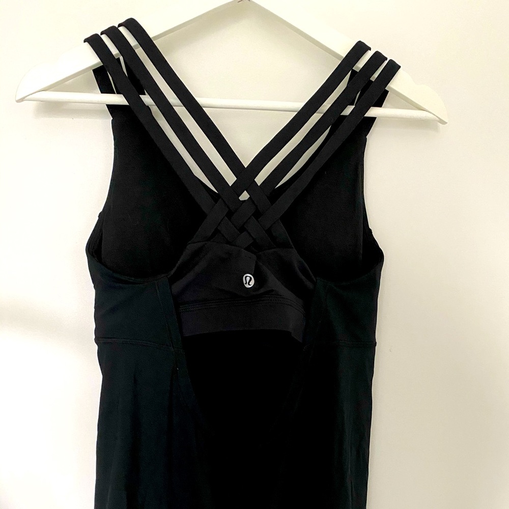 Lululemon Athletica Attached Bra Workout Tank